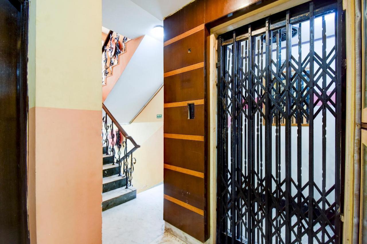 Flagship Hotel New Tiger Inn Calcutta Exteriör bild